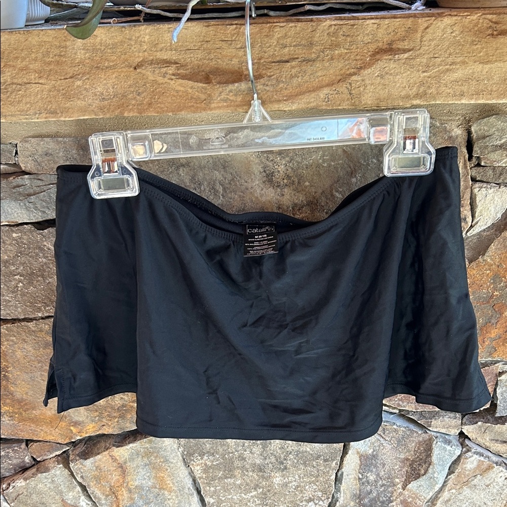Catalina Black Skirted Swim Skort; Size Medium (8-10); in Great Condition!